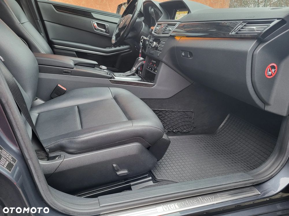 Mercedes-Benz Klasa E 250 CDI DPF BlueEFFICIENCY Automatik Avantgarde - 7