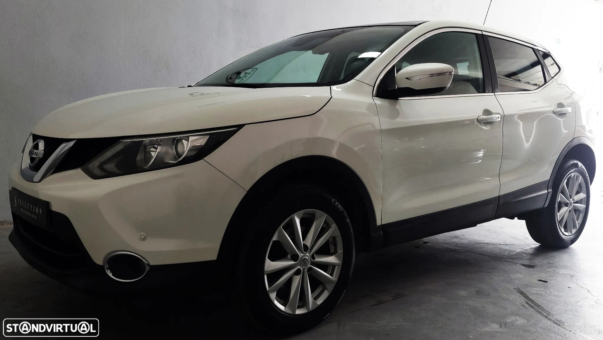 Nissan Qashqai 1.5 dCi N-Connecta - 6