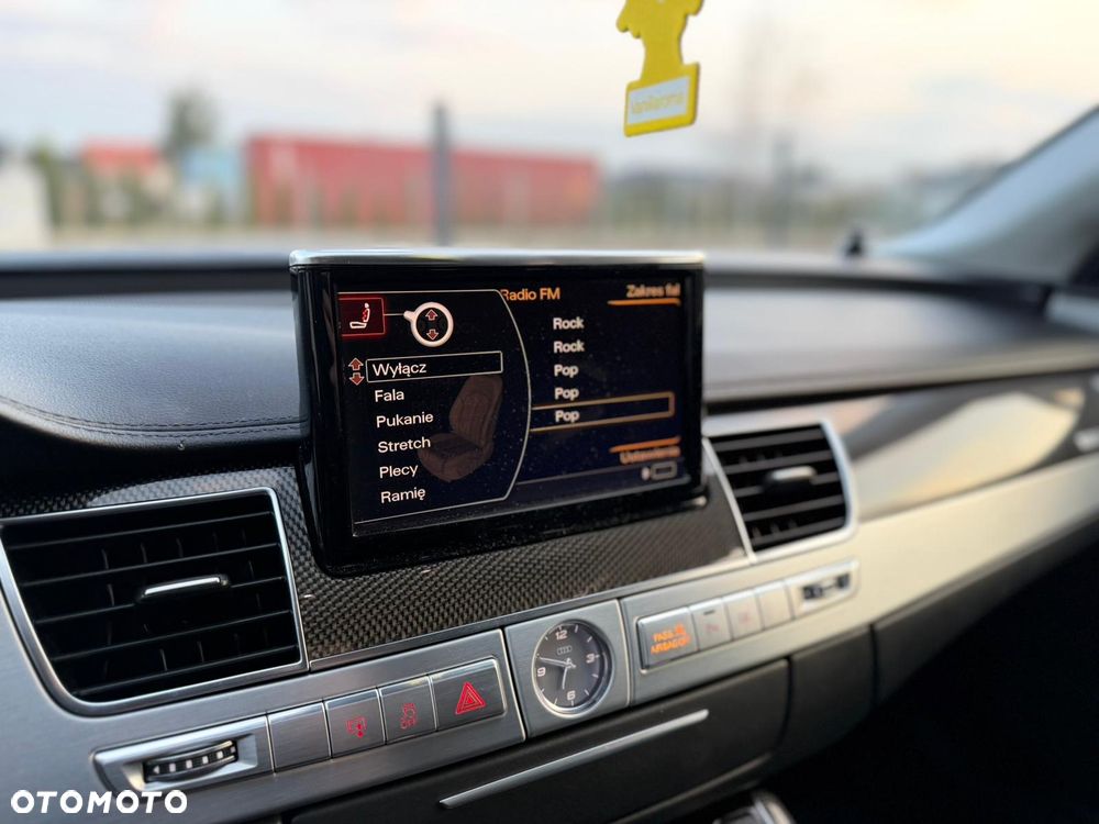 Audi S8 Standard - 16