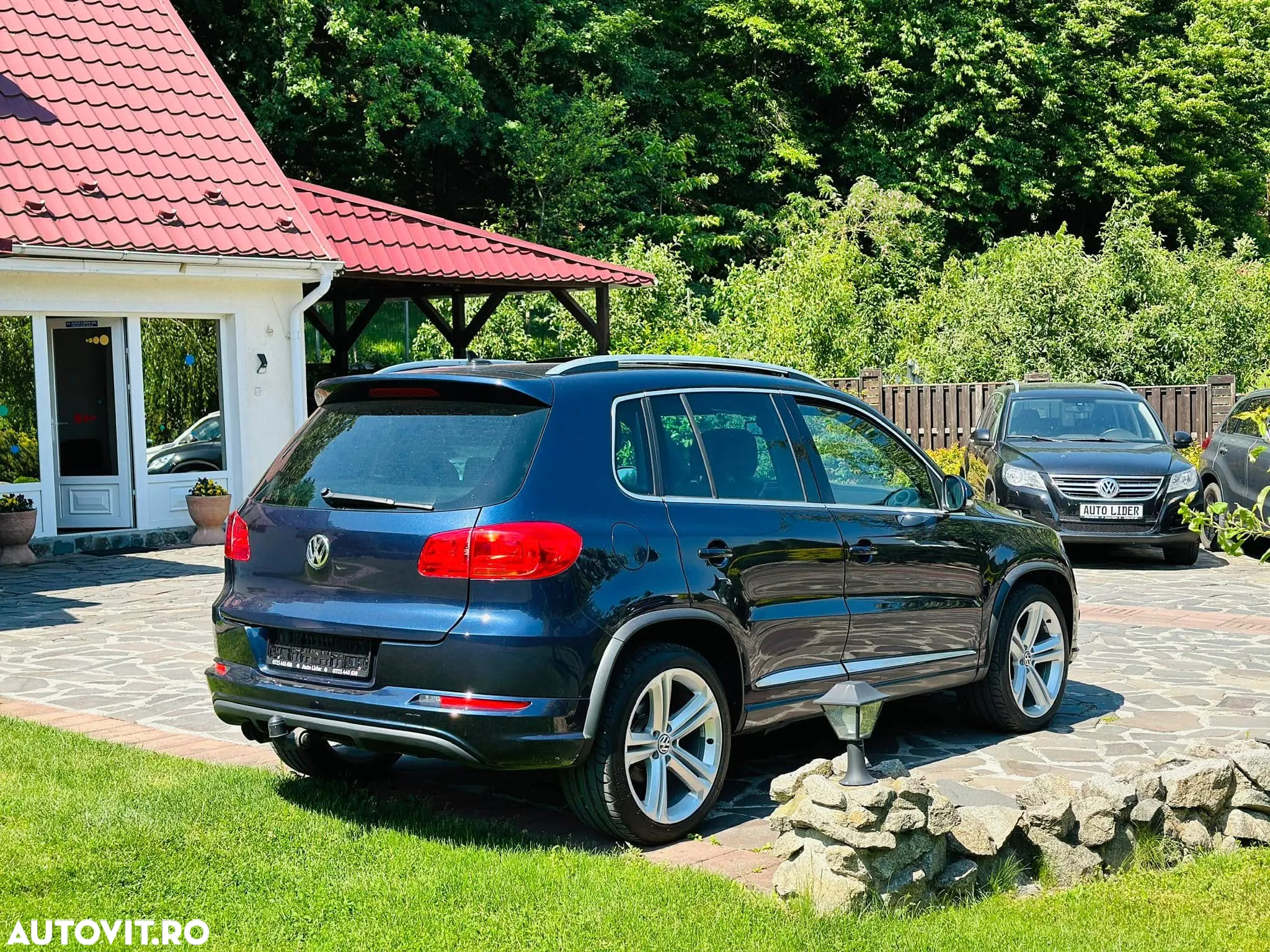 Volkswagen Tiguan - 3