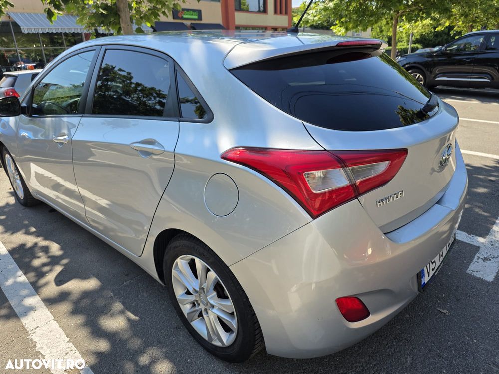Hyundai i30 1.6 GDI Exclusive Special Edition - 13