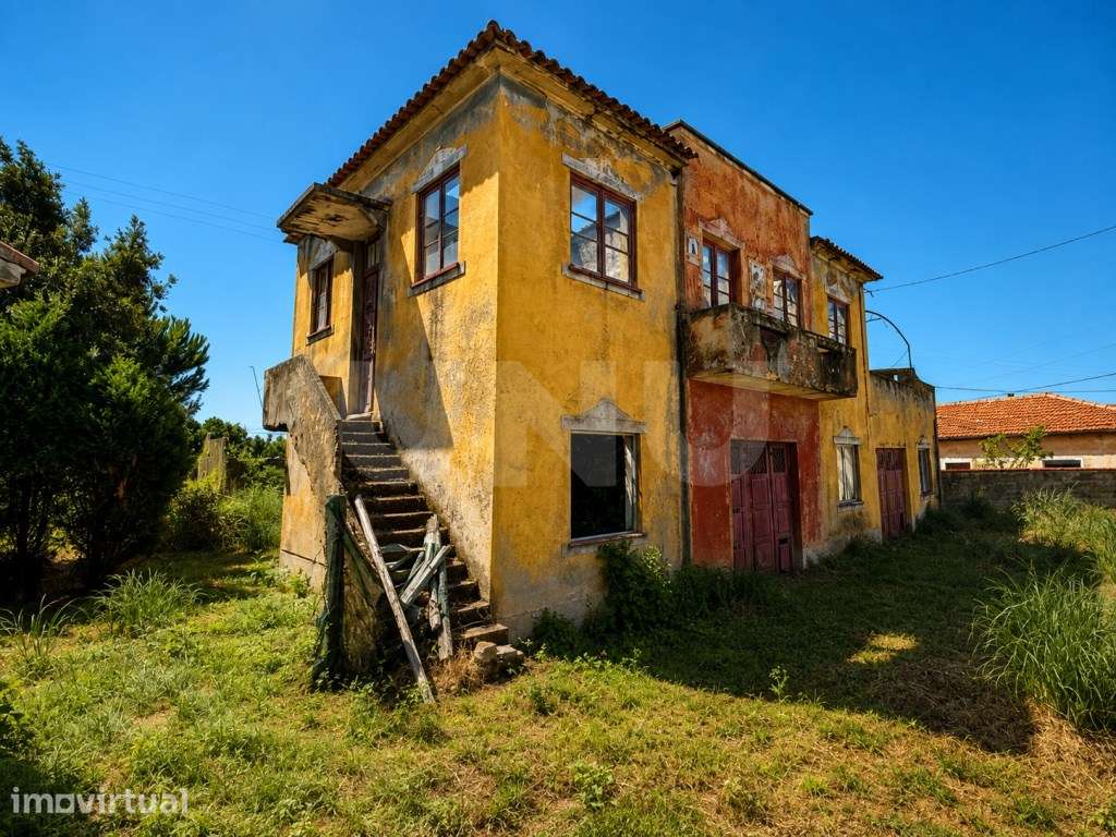 Moradia para reconstrução em Espinho - Grande imagem: 2/17