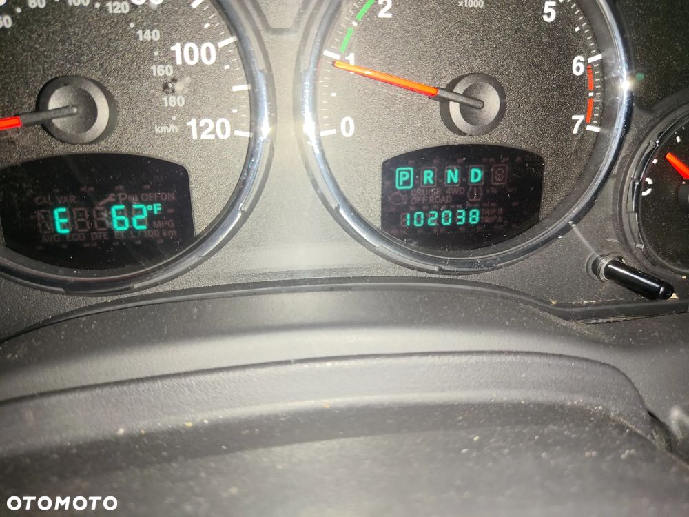 Jeep Liberty - 16
