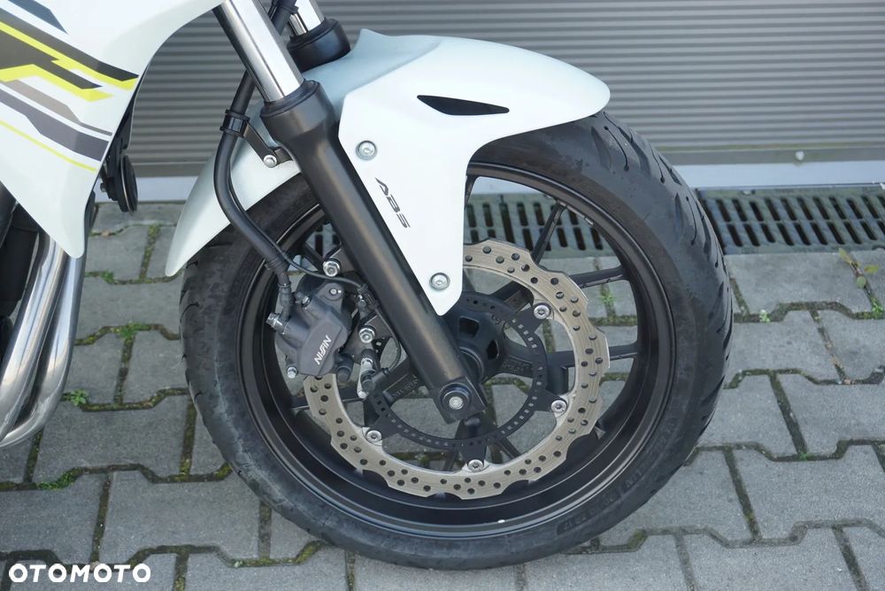 Honda CB - 9