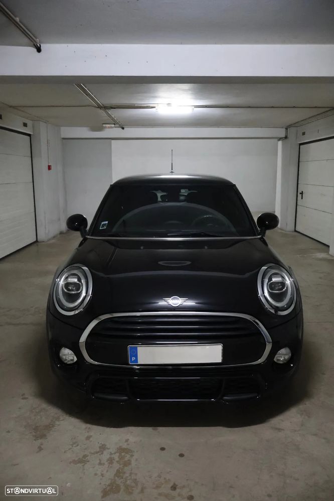 MINI 3 Portas Cooper Auto - 2