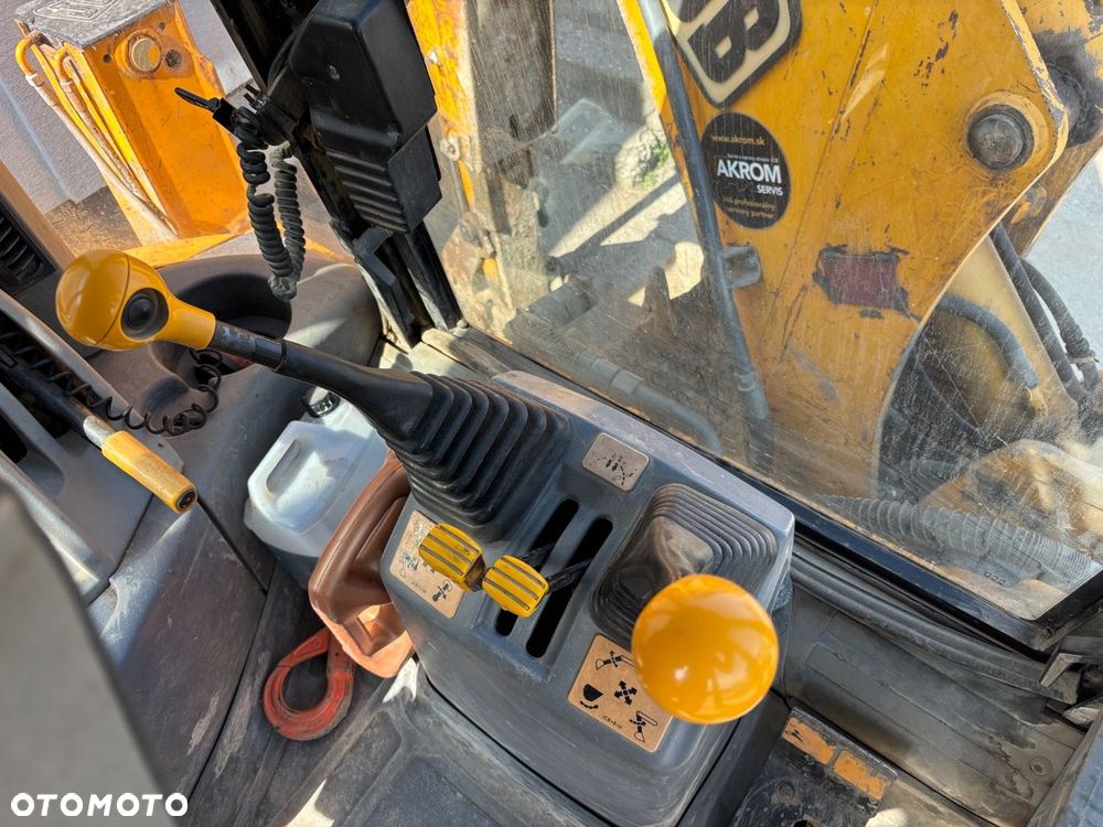 JCB 4Cx 4X4 - 16