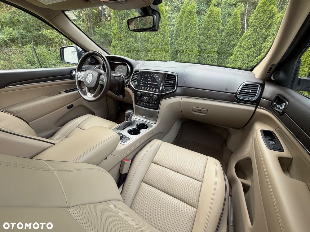 Jeep Grand Cherokee 5.7 V8 Overland - 22