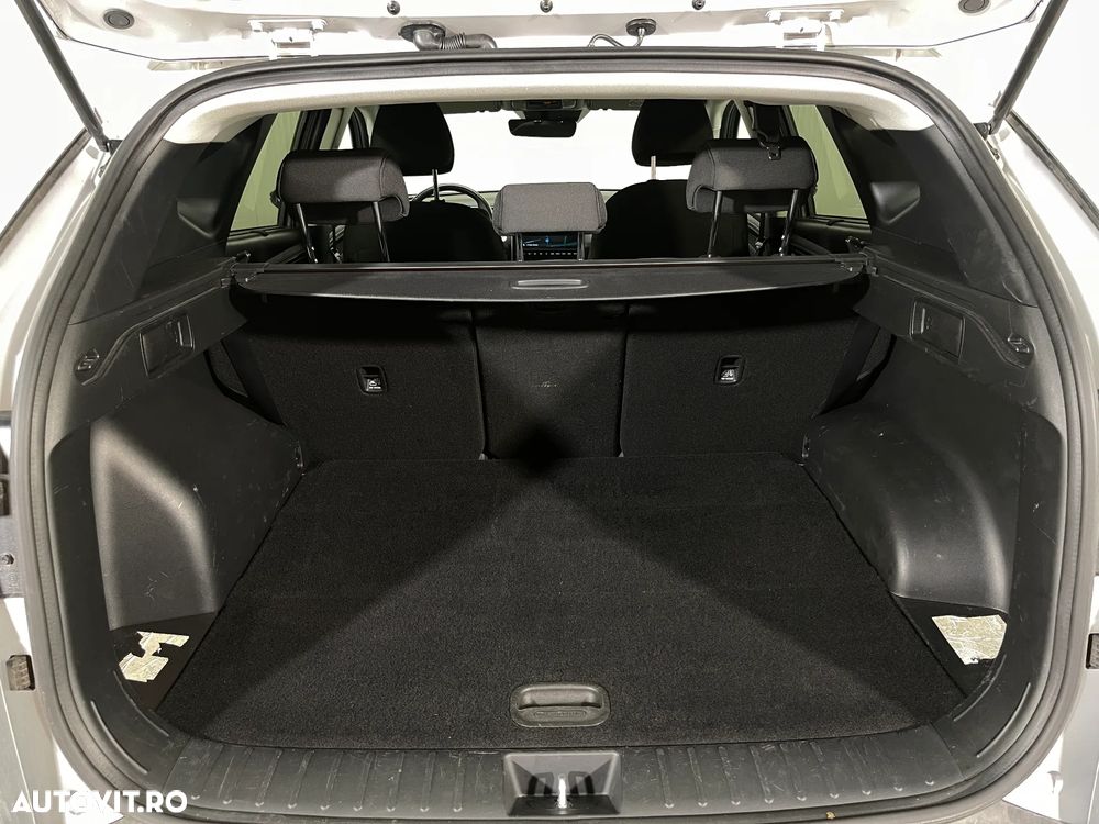 Hyundai Tucson 1.6 T-GDi HEV 2WD Advantage - 12