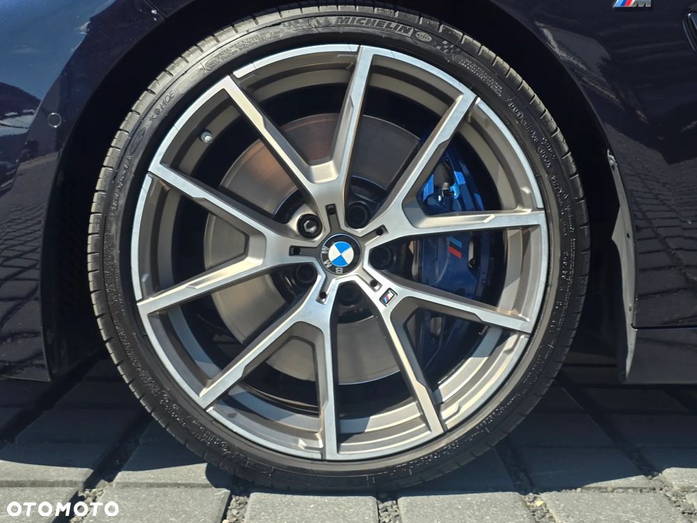 BMW Seria 8 - 35