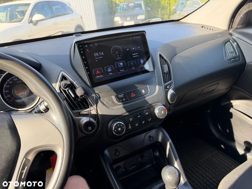 Hyundai ix35 blue 1.6 2WD Finale Silver - 15