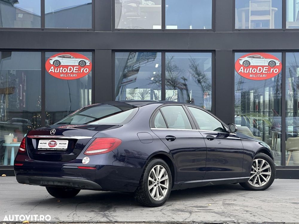 Mercedes-Benz E - 4