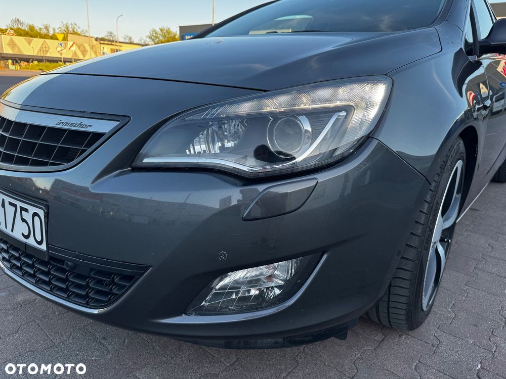 Opel Astra 1.6 T Cosmo - 8