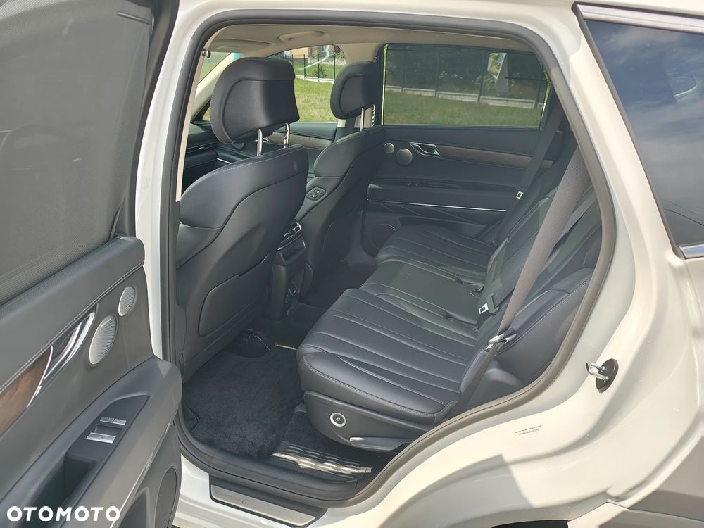 Genesis GV80 - 25