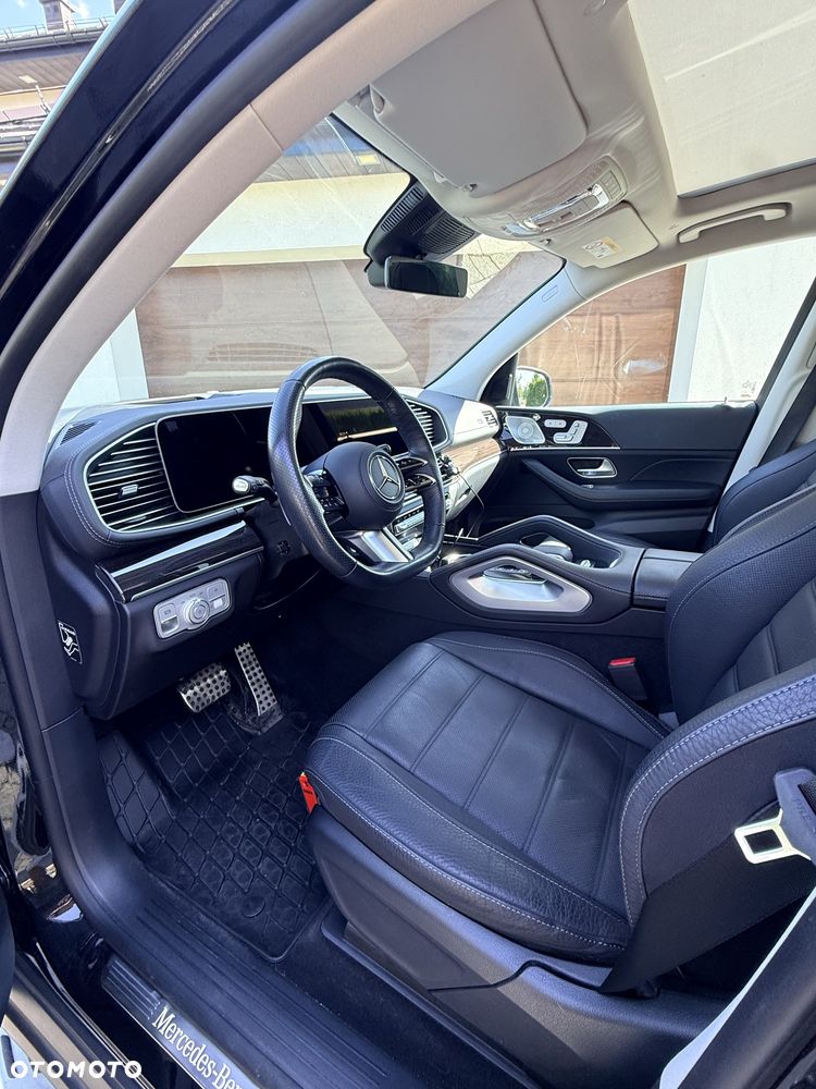 Mercedes-Benz GLS - 4