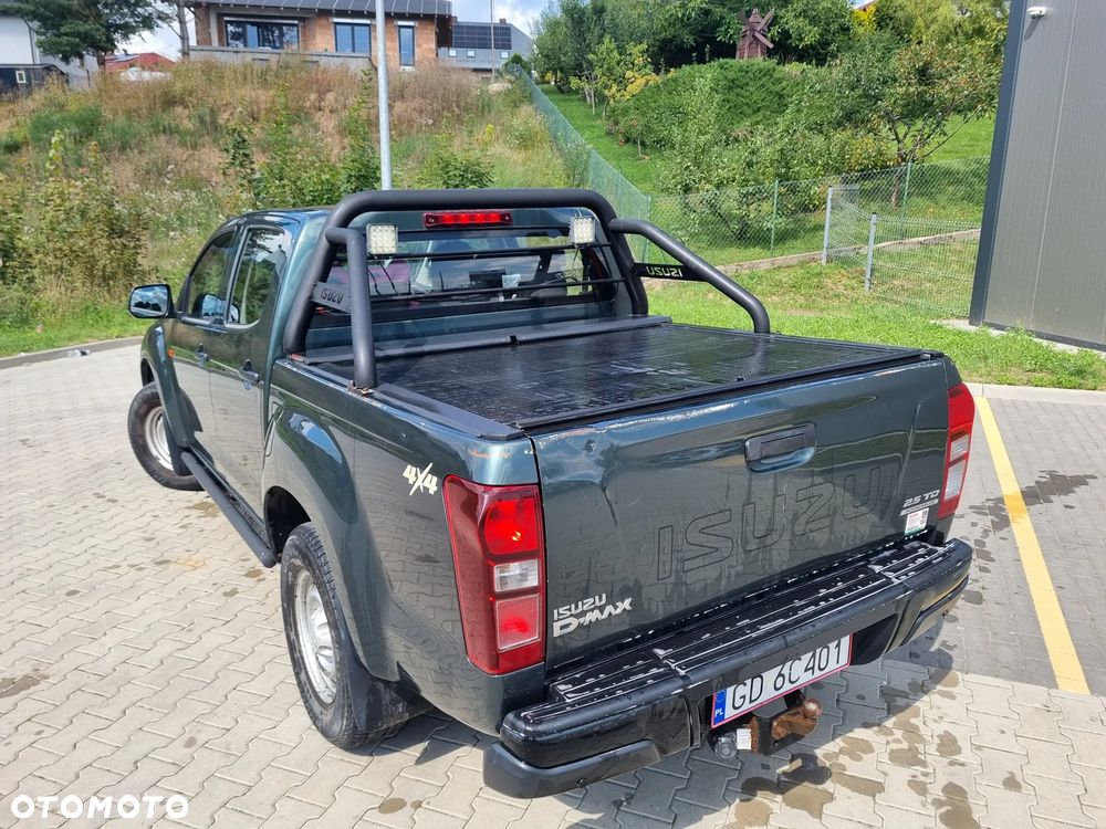 Isuzu D-Max 2.5 DC LS - 7