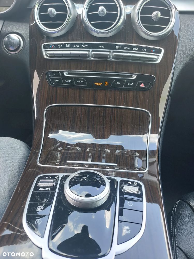 Mercedes-Benz GLC 300 4Matic 9G-TRONIC - 9
