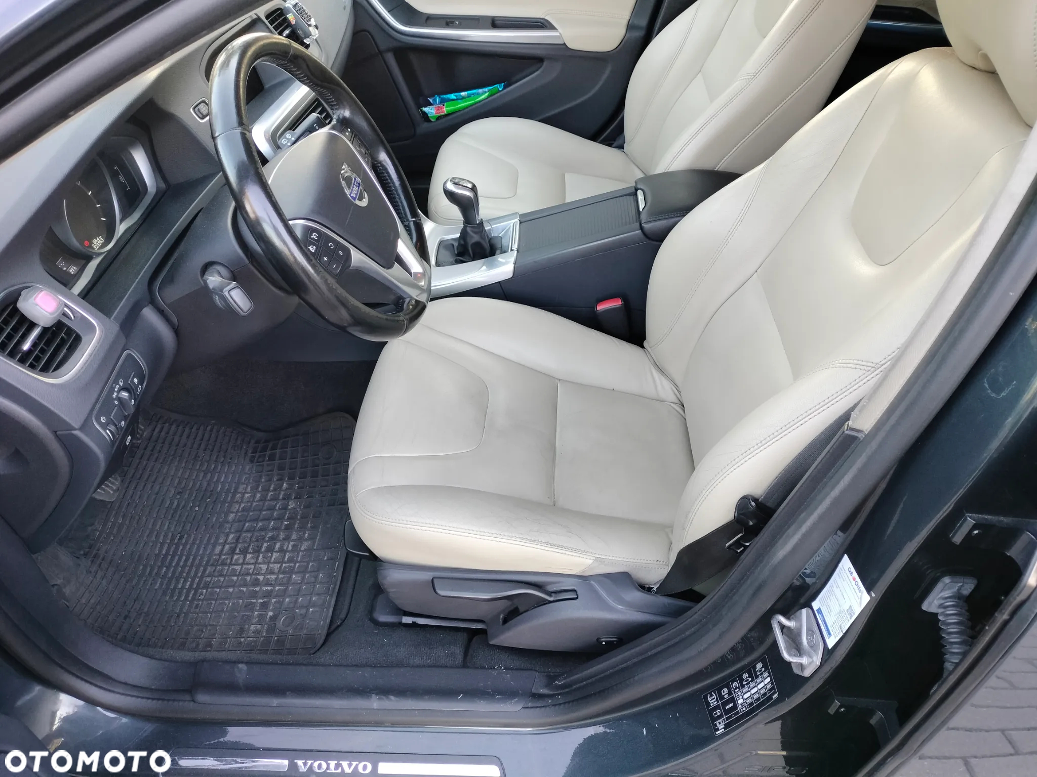 Volvo V60 D4 Drive-E Summum - 12