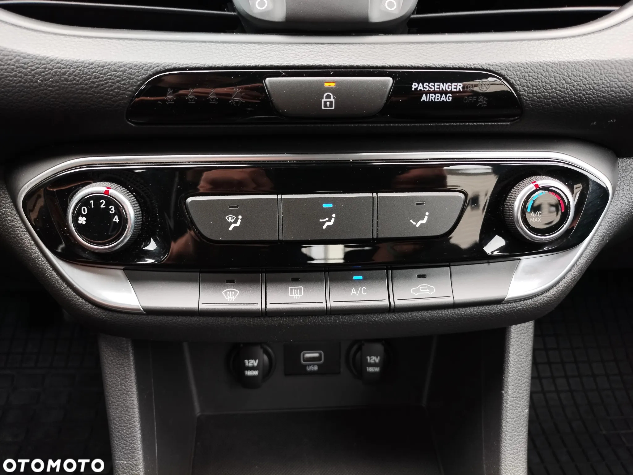 Hyundai i30 1.5 T-GDI 48V Modern - 11