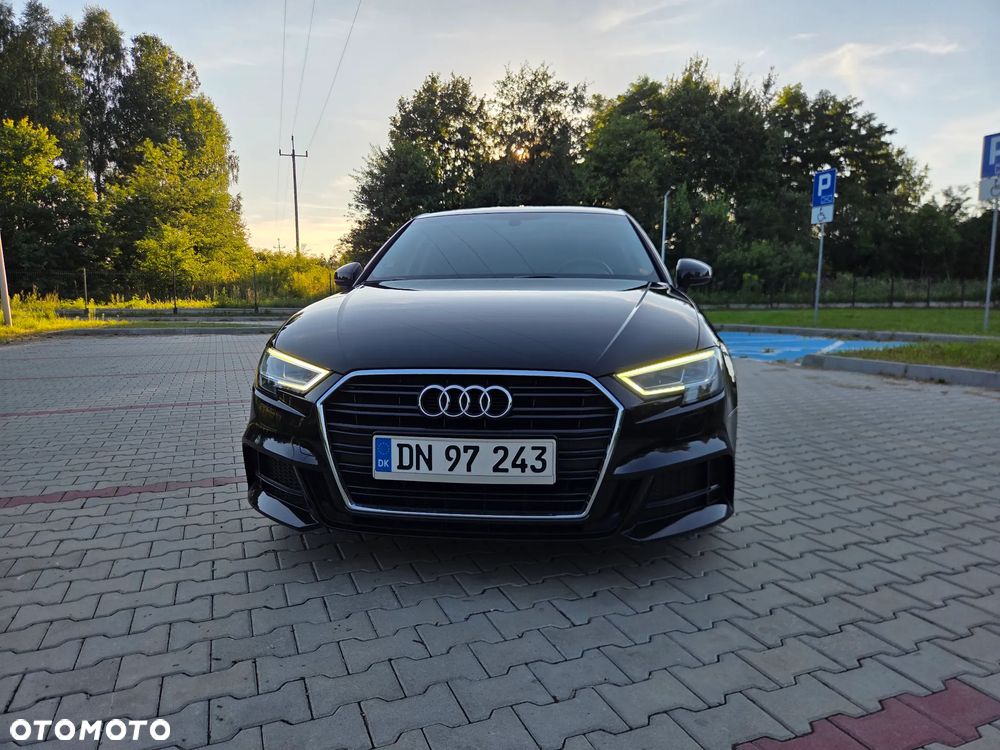 Audi A3 Sportback 40 TFSI Quattro Sport S tronic - 2