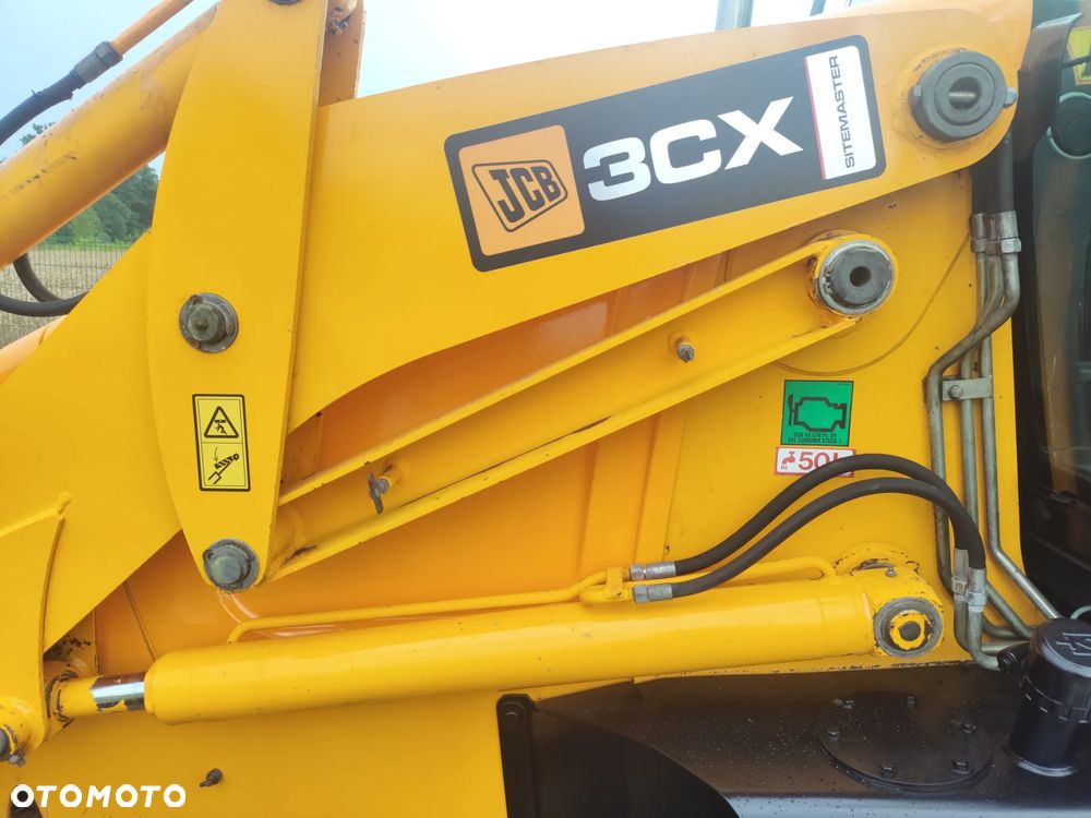 JCB 3CX / 2004 ROK / KOPARKO-ŁADOWARKA / BEZ VAT / UMOWA - 24