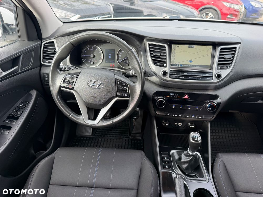 Hyundai Tucson blue 1.6 GDi 2WD Navi - 14
