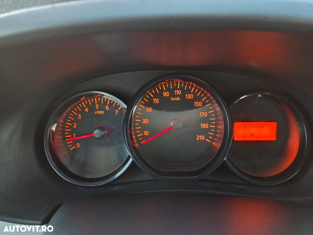 Dacia Dokker ver-1-5-blue-dci-laureate - 11