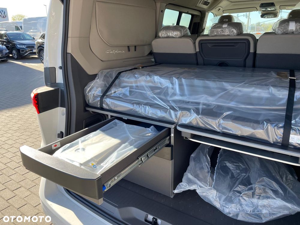 Volkswagen California - 12