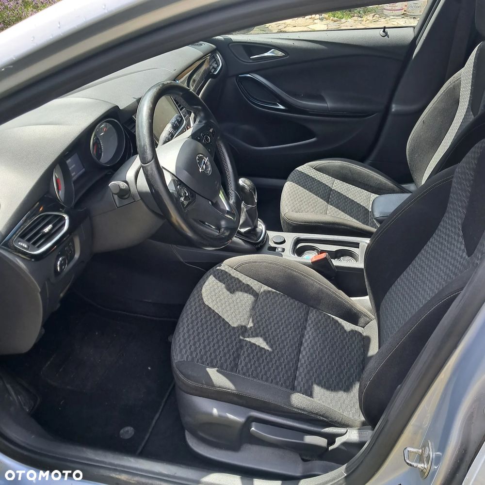 Opel Astra 1.6 D (CDTI) Start/Stop Dynamic - 8