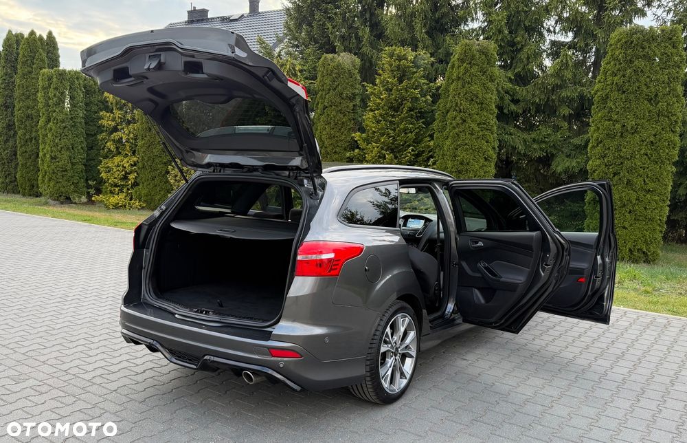 Ford Focus - 20