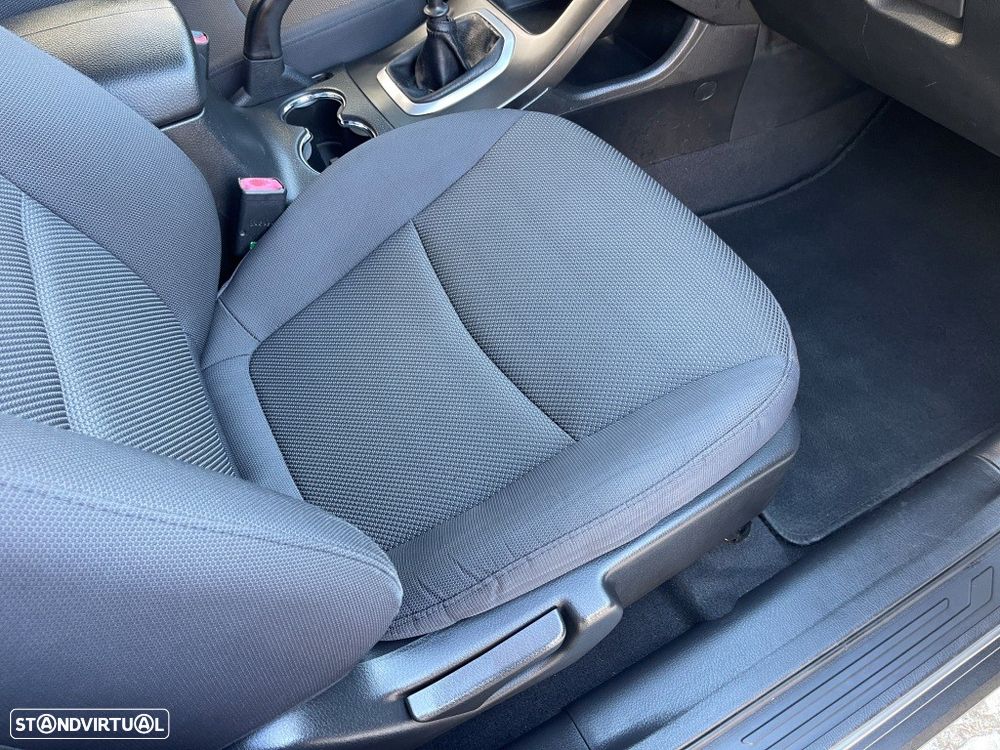 Kia Sorento 2.2 CRDi EX - 34