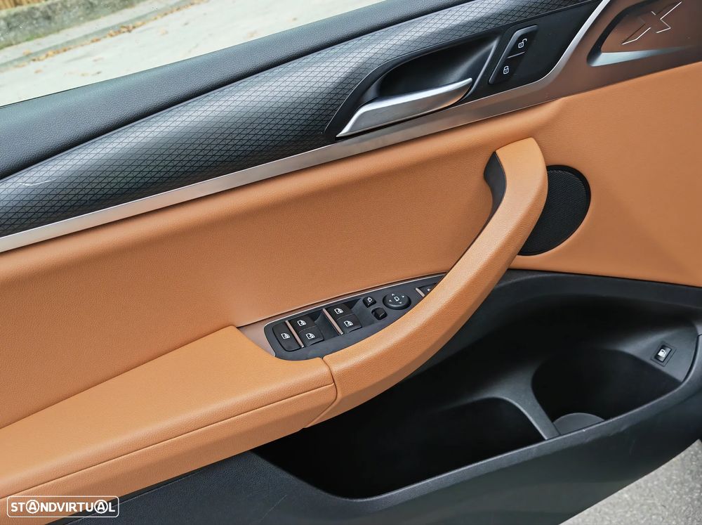 BMW X3 30 e xDrive Pack M - 21