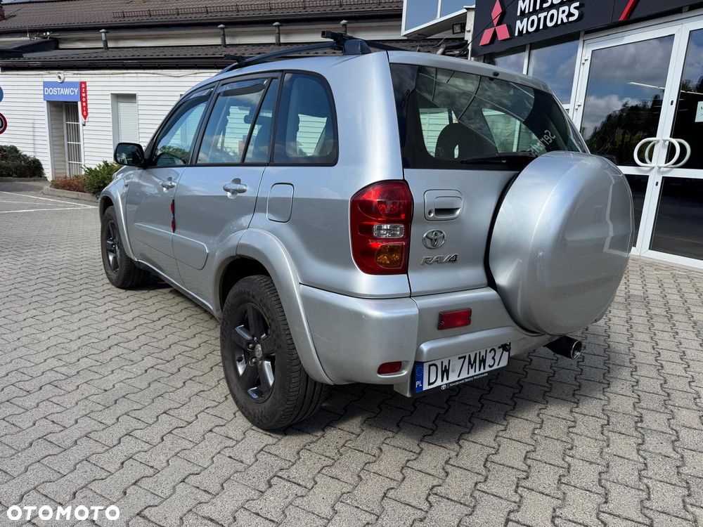 Toyota RAV4 2.0 VVT-i 4x4 - 6