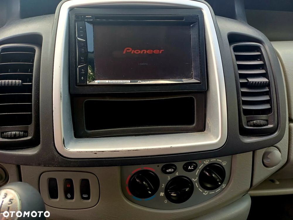 Renault Trafic Passenger Pack Clim - 17