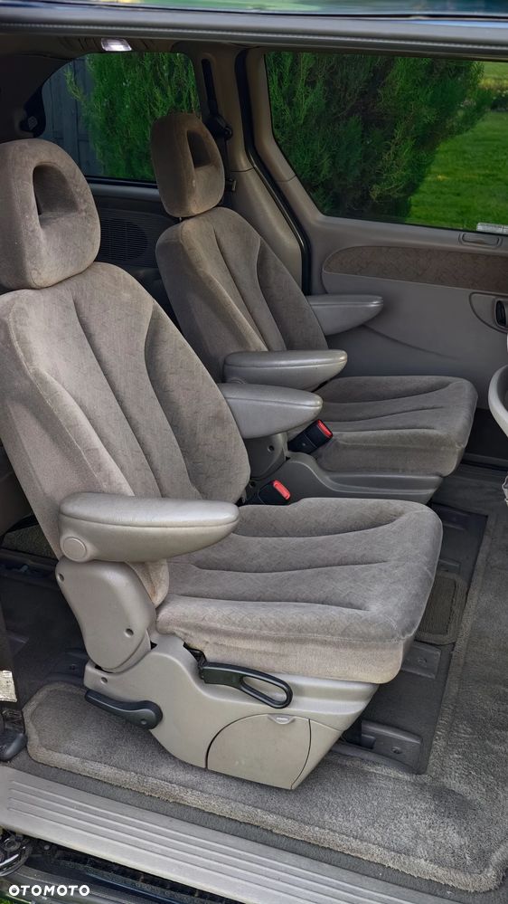 Chrysler Voyager - 14