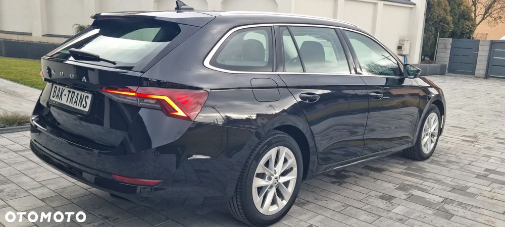 Skoda Octavia 2.0 TDI DSG Style - 16