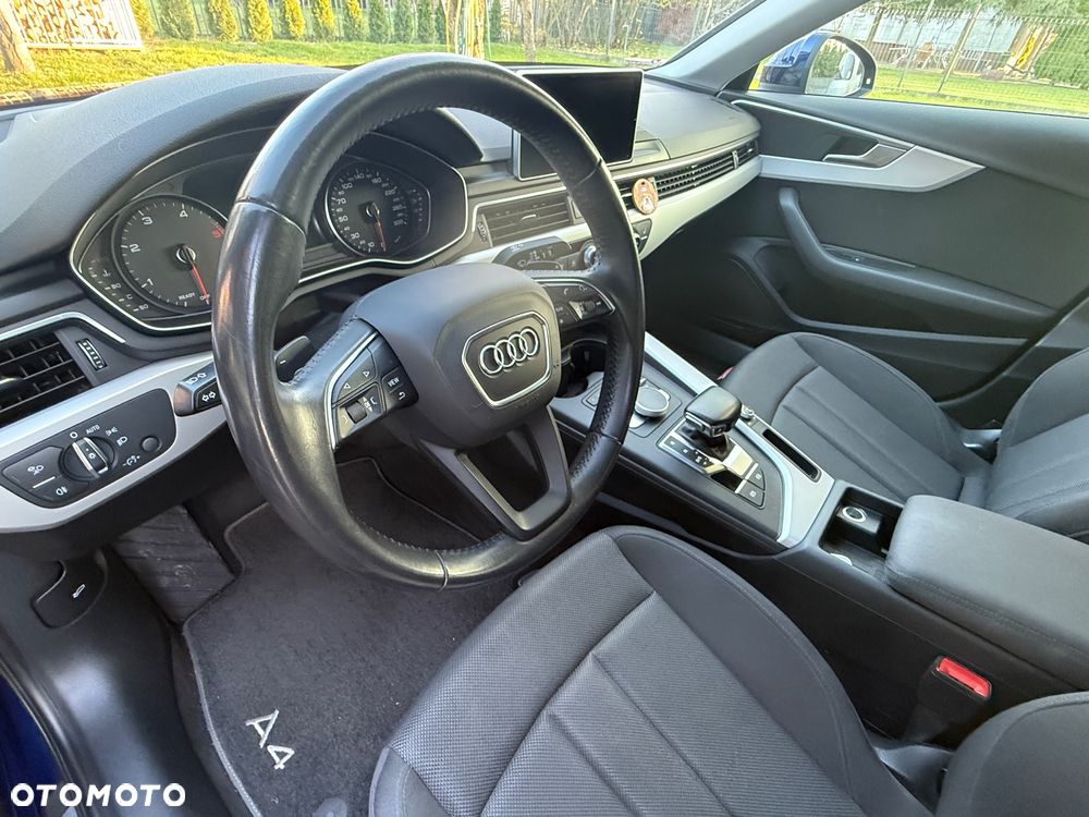 Audi A4 Limousine 35 TDI S tronic - 32