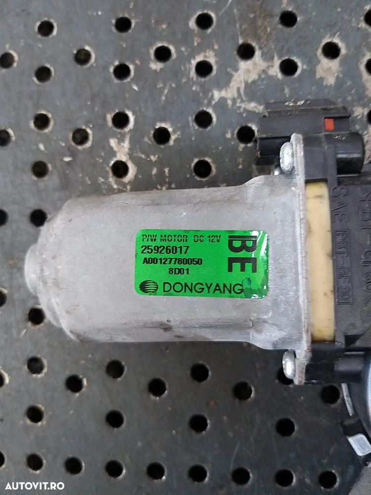 Motoras macara stanga fata opel antara a l07 25926017 - 2