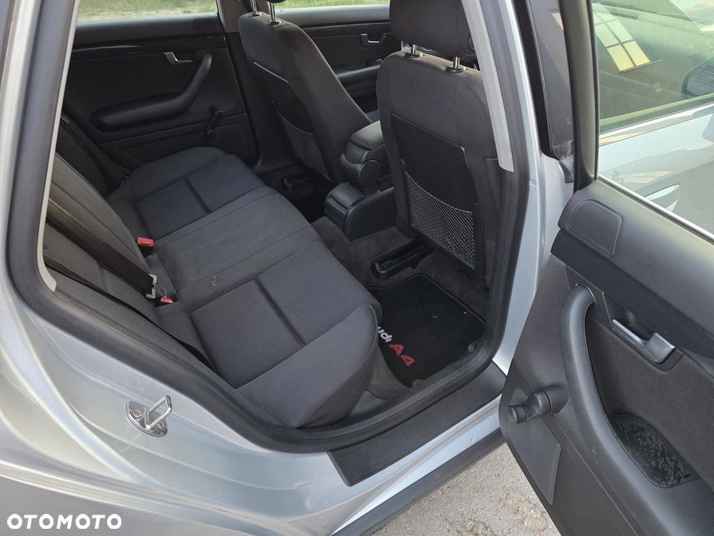 Audi A4 Avant 1.6 - 11