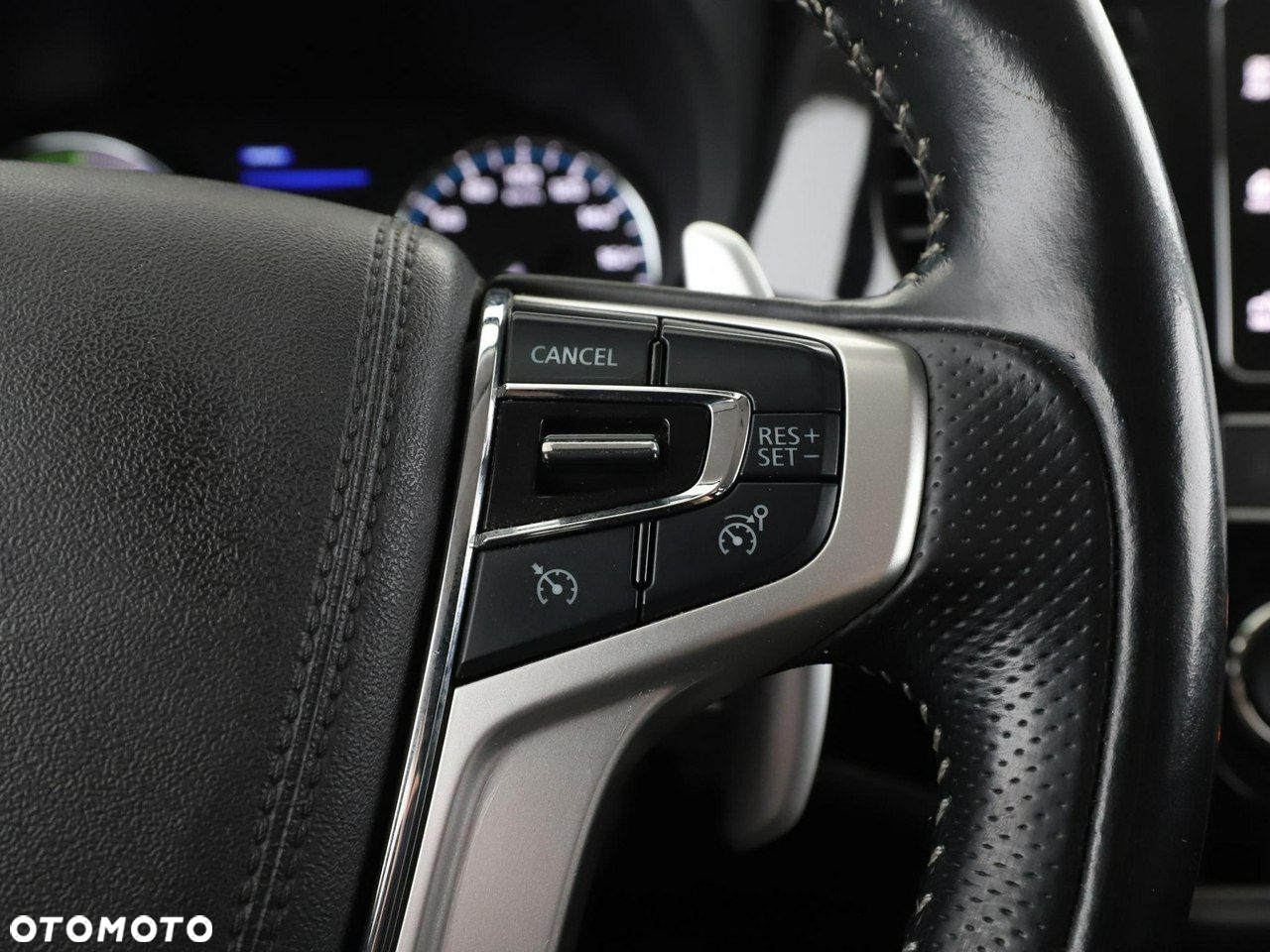 Mitsubishi Outlander 2.4 4WD Plug-In Hybrid - 31