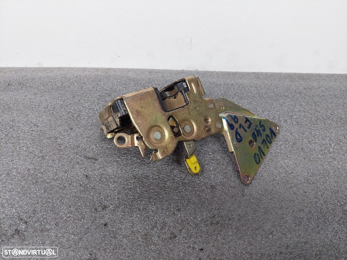 Fecho Porta Frente Dto Volvo S40 I (644) - 2