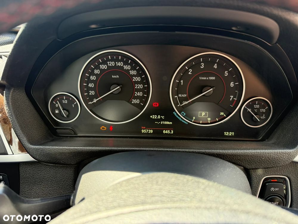 BMW Seria 3 328i xDrive Sport-Aut Sport Line - 11