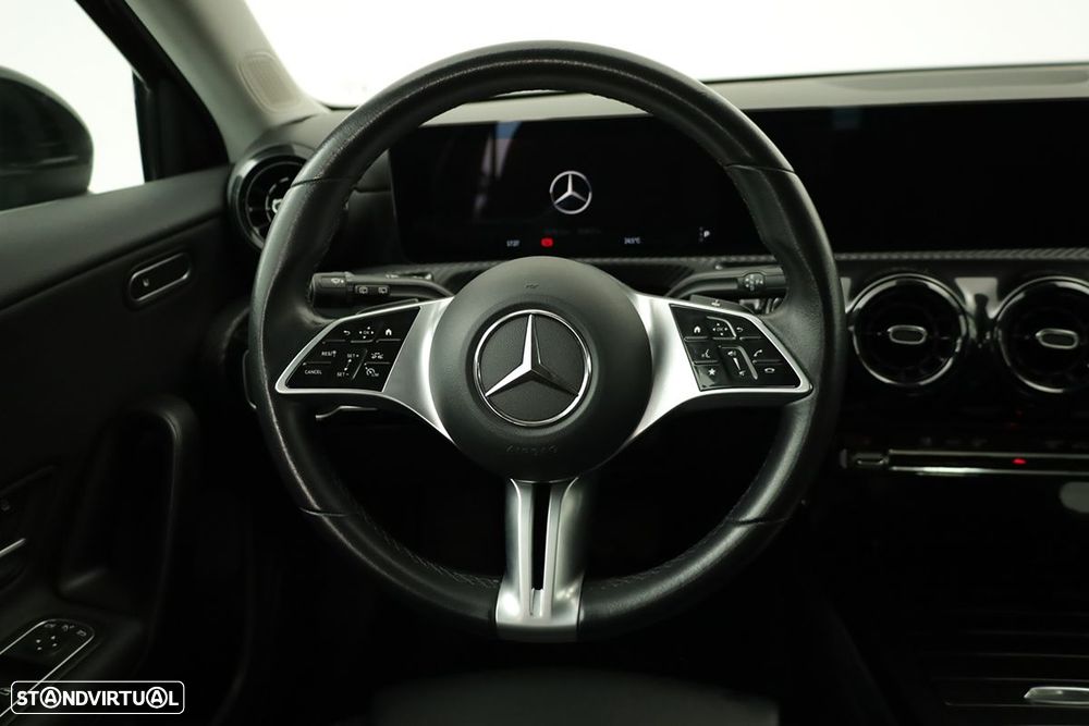 Mercedes-Benz A 200 Standard - 14