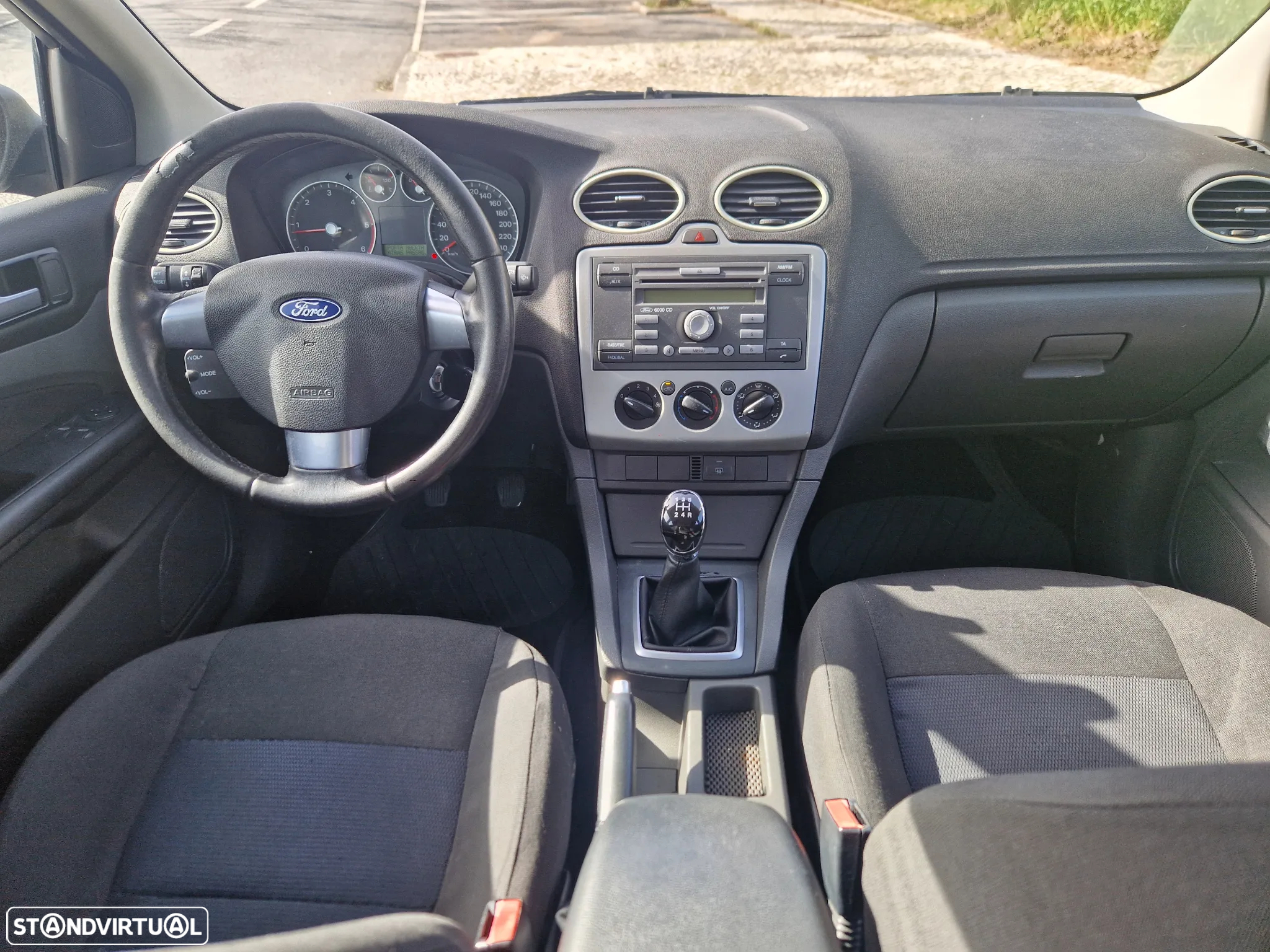 Ford Focus SW 1.6 TDCi Trend - 10