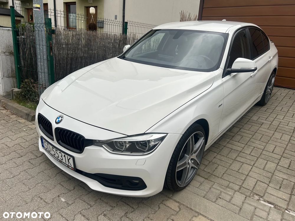 BMW Seria 3 318i Sport Line - 29