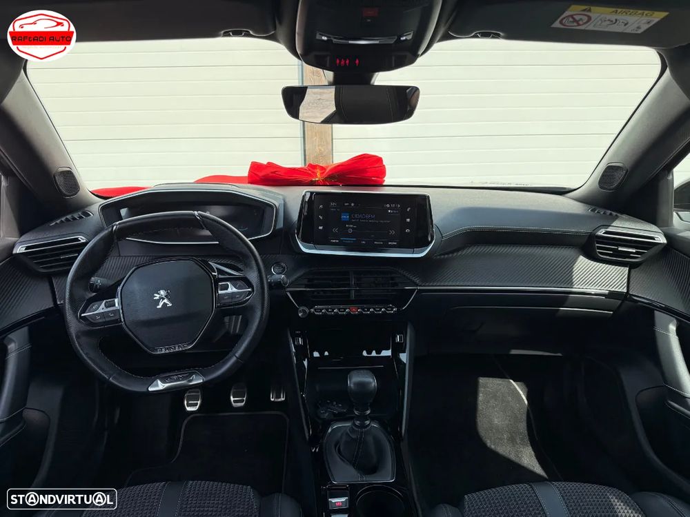 Peugeot 2008 1.2 PureTech GT Line - 16