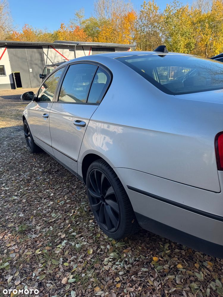 Volkswagen Passat - 9