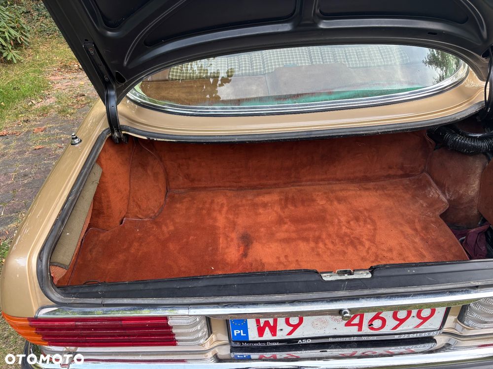 Mercedes-Benz SLC - 18