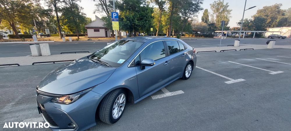 Toyota Corolla Sedan 1.8 HSD Business - 2