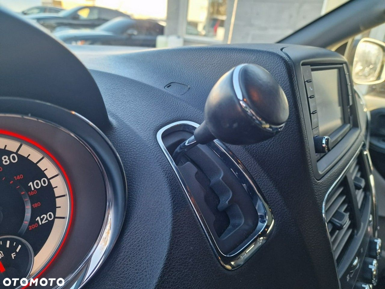 Dodge Grand Caravan - 15