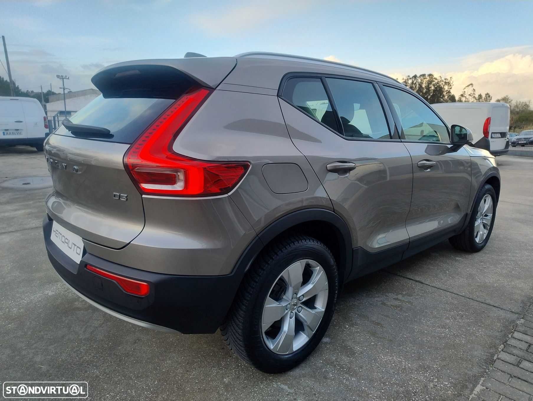 Volvo XC 40 2.0 D3 Momentum - 7